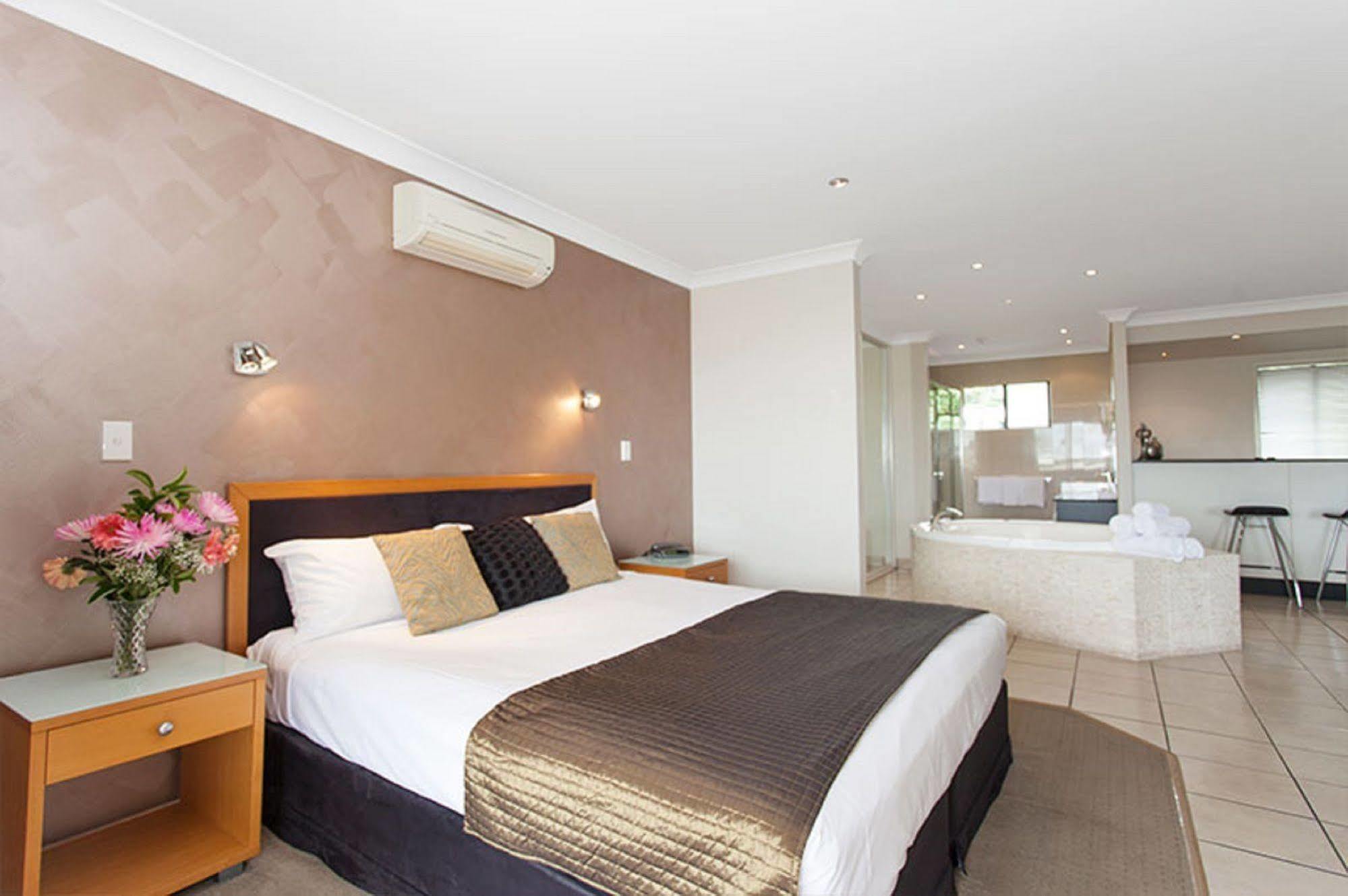 Windmill Motel & Events Centre Mackay Exterior foto